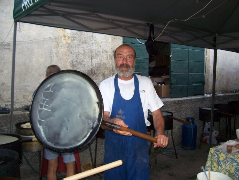  Image name: Estate039.jpg 
 width: 801 pixel 
 height: 602 pixel 
 Size: 358951 bytes 
 Click to enlarge 